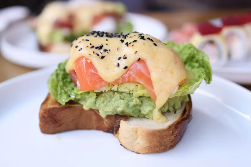 Eggs Benedict and the Art of Financial Self-Destruction: NYC's Brunch Industrial Complex, Exposed
